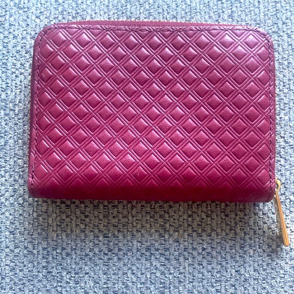 Tory Burch zip pouch - Picture 2 of 3